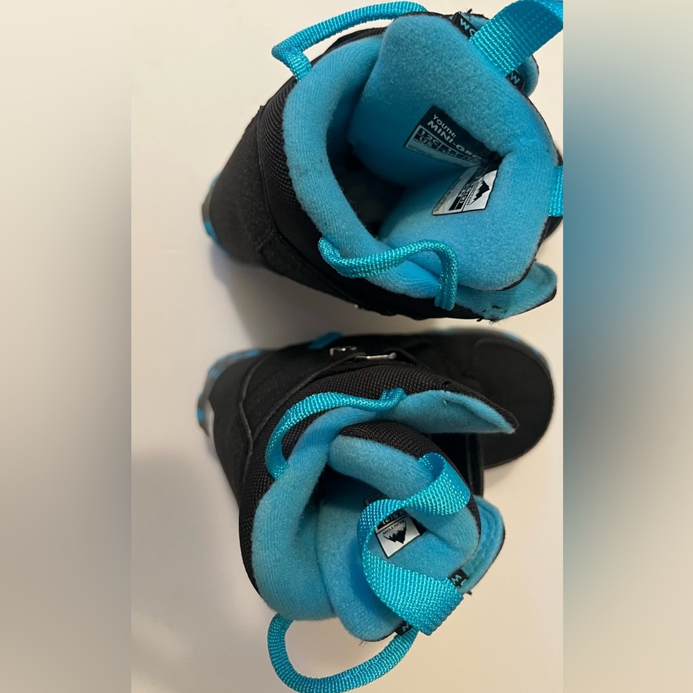 Burton Mini-Grom Kids Snowboard Boots in Black/Blue/Gray, Size 12C - Picture 6 of 13
